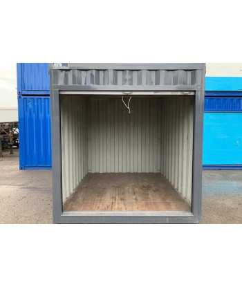 Contenedor de envío con...